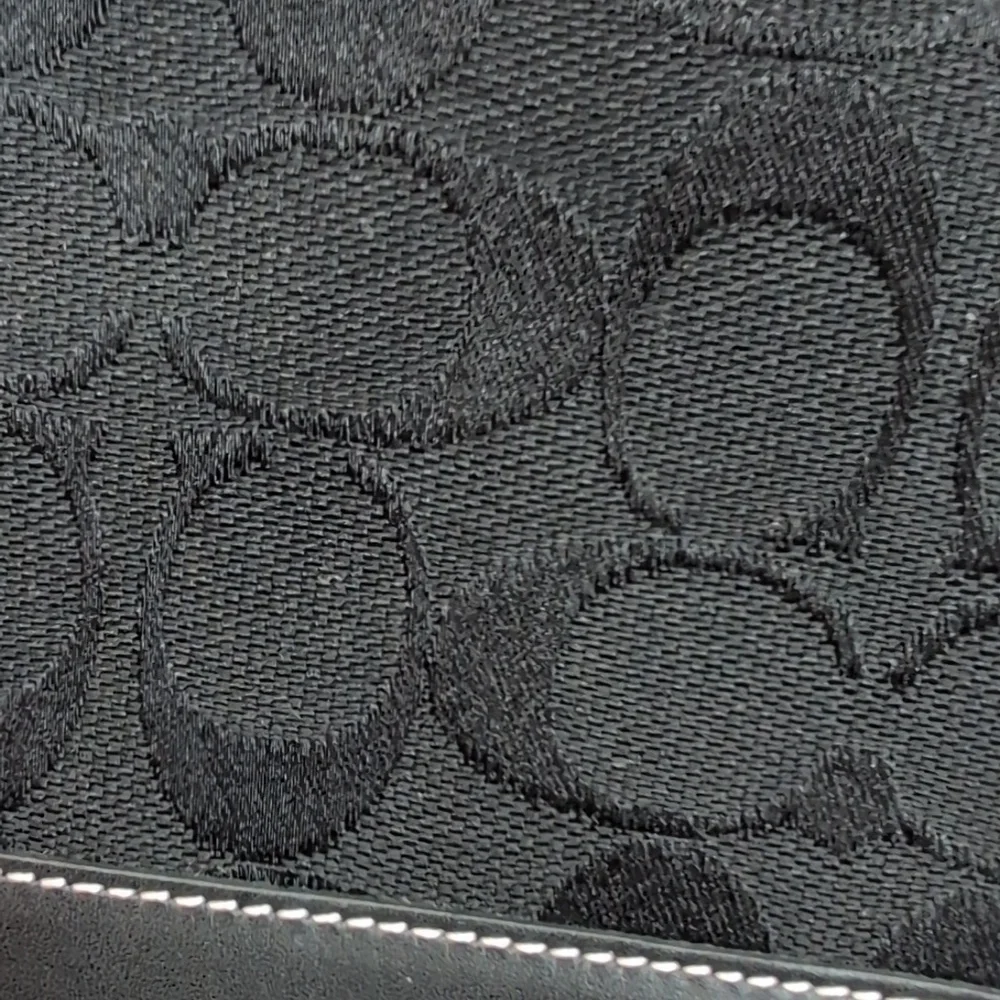 Coach Vintage Black Canvas and Leather Demi - Picture 2 of 16
